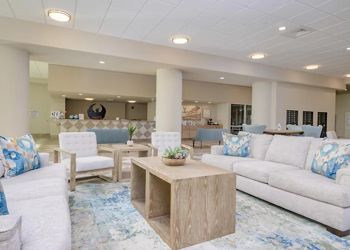 Phoenix Gulf Towers 2104 Apartment